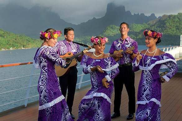 Paul Gauguin Cruises MS Paul Gauguin Onboard Gauguine Dance 2 ©Paul Gauguin Cruises.jpg